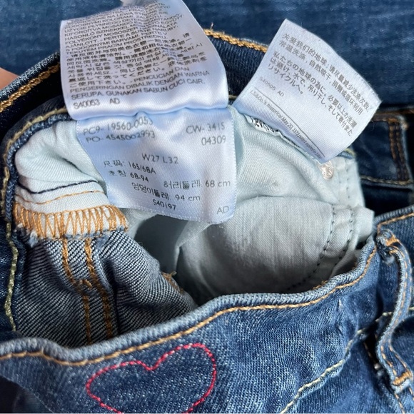 Levi's Women's Skinny Jeans in Dark Blue Denim - Picture 4 of 5